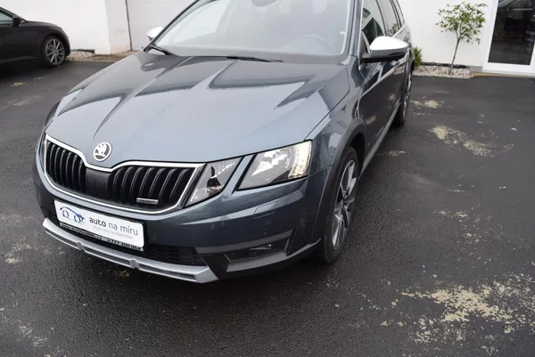 Škoda Octavia 2.0TDI 135kw SCOUT DSG 4x4 TAŽ - foto 2
