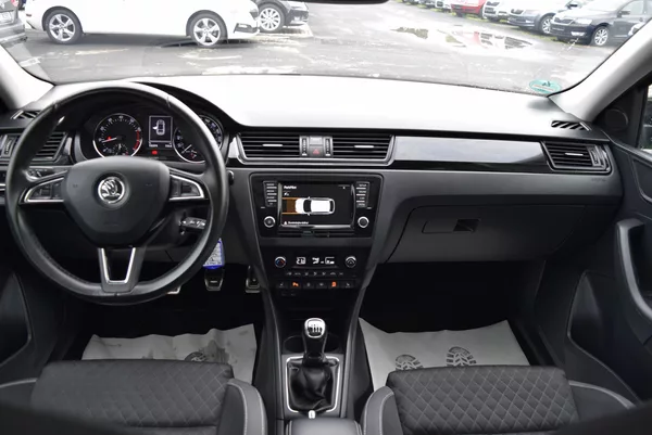 Škoda Rapid 1.2TSI 81kw ED. DRIVE XEN PANO - foto 17
