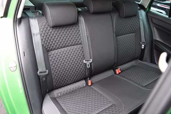 Škoda Rapid 1.2TSI 81kw ED. DRIVE XEN PANO - foto 38
