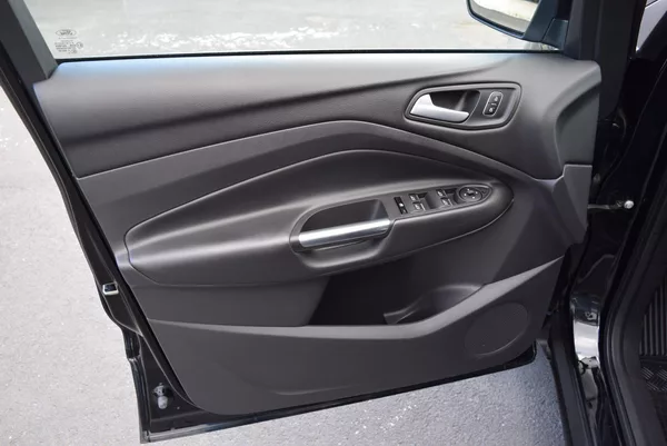 Ford Kuga 1.5 EcoBoost 110kw TITANIUM - foto 18