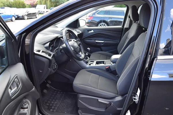 Ford Kuga 1.5 EcoBoost 110kw TITANIUM - foto 19