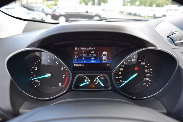 Ford Kuga 1.5 EcoBoost 110kw TITANIUM - foto 29