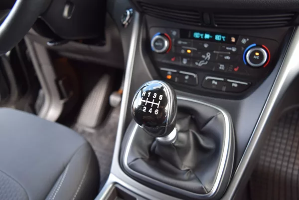 Ford Kuga 1.5 EcoBoost 110kw TITANIUM - foto 33