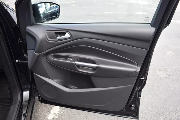 Ford Kuga 1.5 EcoBoost 110kw TITANIUM - foto 35