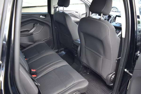 Ford Kuga 1.5 EcoBoost 110kw TITANIUM - foto 37