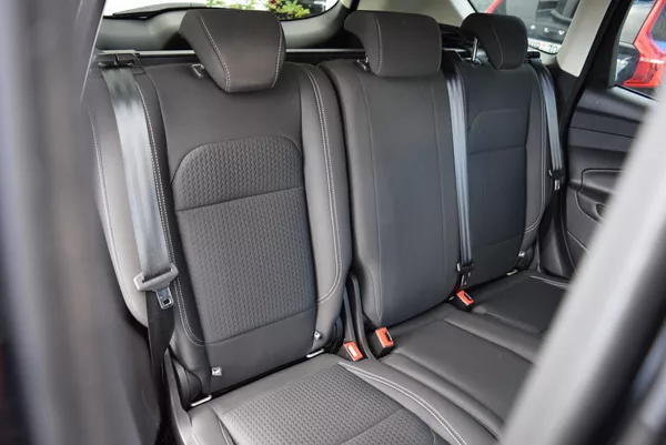 Ford Kuga 1.5 EcoBoost 110kw TITANIUM - foto 38