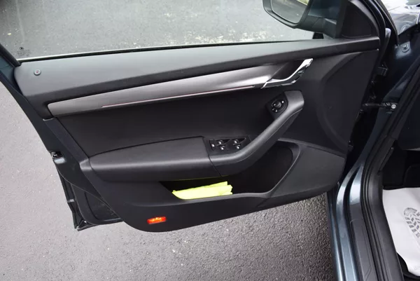 Škoda Octavia 1.5TSI 110kw STYLE TAŽNÉ SMART - foto 20