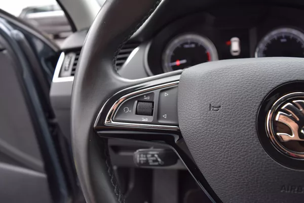 Škoda Octavia 1.5TSI 110kw STYLE TAŽNÉ SMART - foto 30