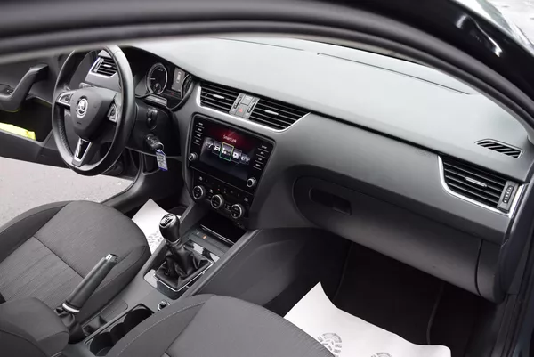 Škoda Octavia 1.5TSI 110kw STYLE TAŽNÉ SMART - foto 37