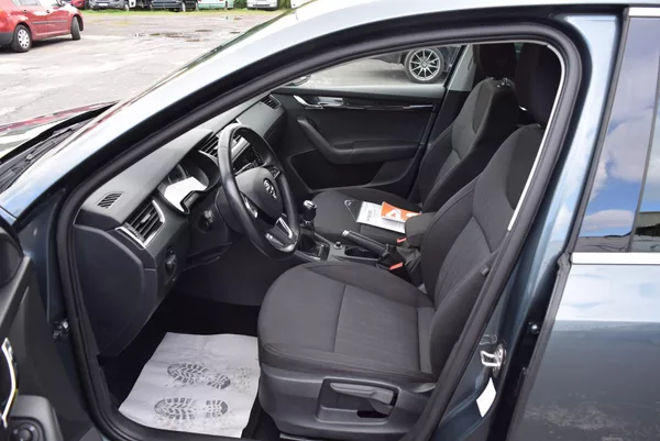 Škoda Octavia 1.5TSI 110kw AMBITION NAVI TAŽ - foto 20