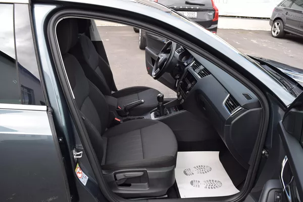 Škoda Octavia 1.5TSI 110kw AMBITION NAVI TAŽ - foto 34