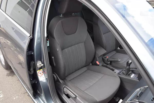 Škoda Octavia 1.5TSI 110kw AMBITION NAVI TAŽ - foto 37