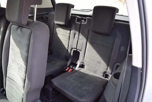 Volkswagen Touran 1.4TSI 110kw HIGHLINE 7M TAŽN - foto 16