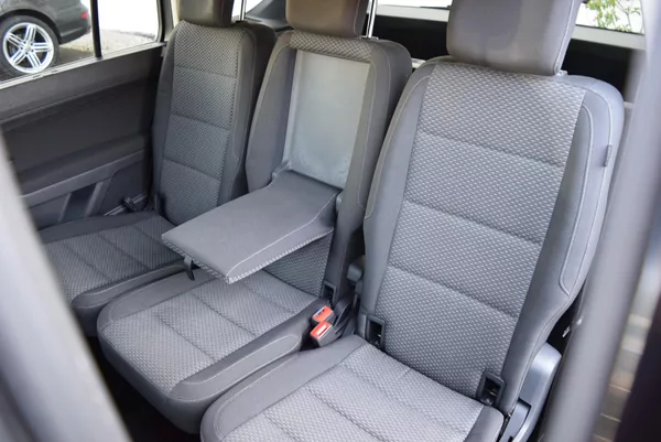 Volkswagen Touran 1.4TSI 110kw CLBMT NAVI TAŽNÉ - foto 14