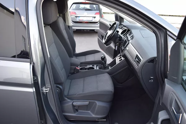 Volkswagen Touran 1.4TSI 110kw CLBMT NAVI TAŽNÉ - foto 32