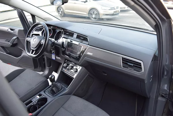 Volkswagen Touran 1.4TSI 110kw CLBMT NAVI TAŽNÉ - foto 33