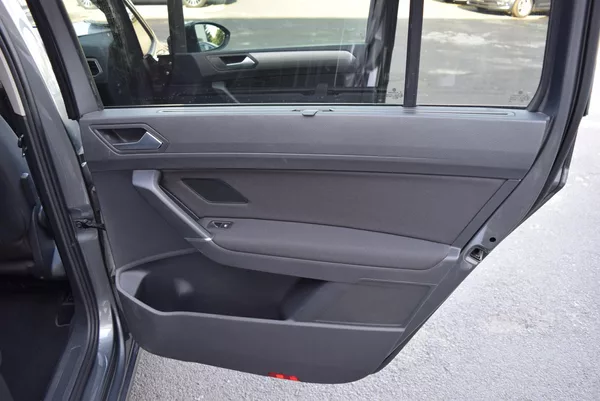 Volkswagen Touran 1.4TSI 110kw CLBMT NAVI TAŽNÉ - foto 41