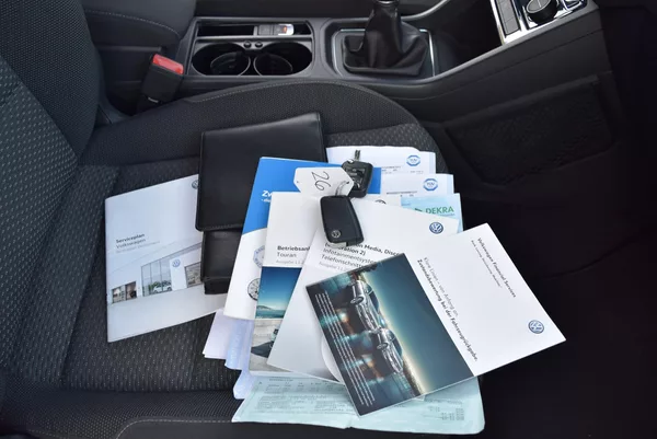 Volkswagen Touran 1.4TSI 110kw CLBMT NAVI TAŽNÉ - foto 49