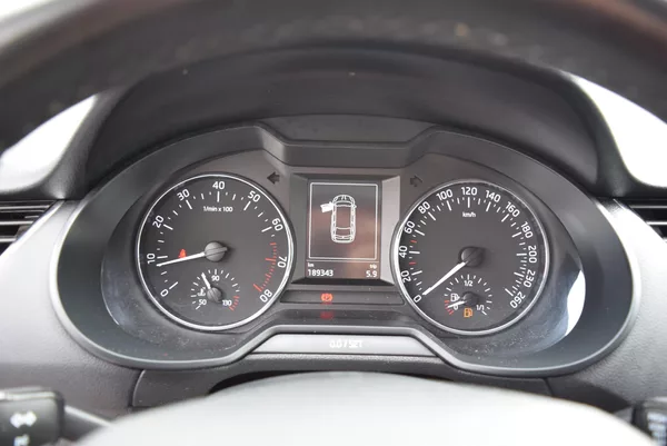 Škoda Octavia 1.4TSI 110kw ED. JOY TAŽN NAVI - foto 28