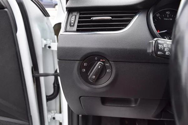 Škoda Octavia 1.4TSI 110kw ED. JOY TAŽN NAVI - foto 30