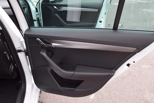 Škoda Octavia 1.4TSI 110kw ED. JOY TAŽN NAVI - foto 39