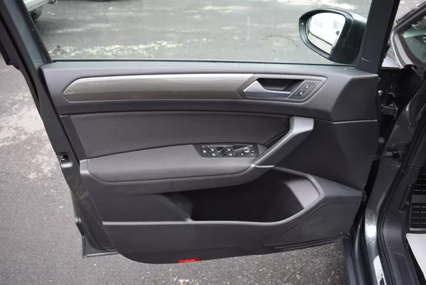 Volkswagen Touran 1.4TSI 110kw CLBMT JOIN 7MÍST - foto 20