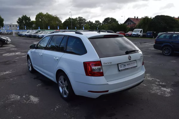 Škoda Octavia 1.5TSI 110kw CLEVER TAŽN NAVI - foto 13