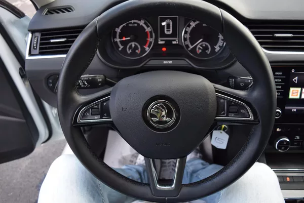 Škoda Octavia 1.5TSI 110kw CLEVER TAŽN NAVI - foto 28
