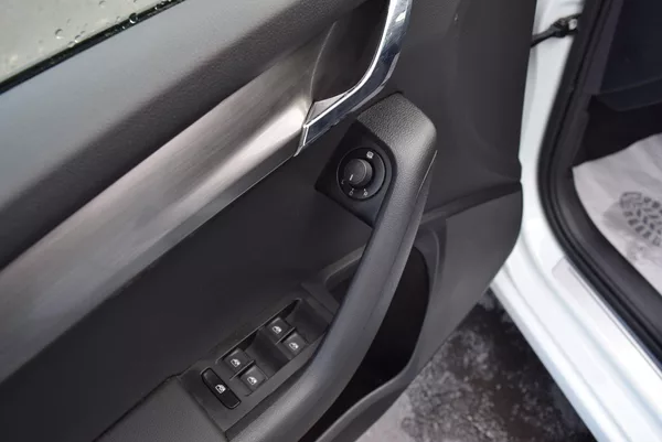 Škoda Octavia 1.5TSI 110kw CLEVER TAŽN NAVI - foto 34