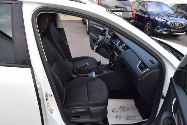 Škoda Octavia 1.5TSI 110kw CLEVER TAŽN NAVI - foto 35