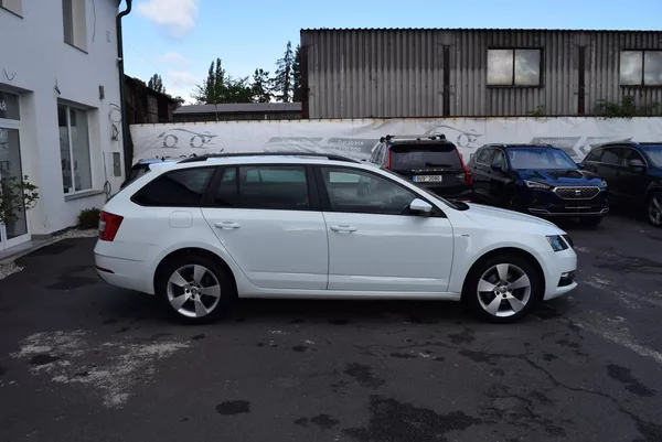 Škoda Octavia 1.5TSI 110kw CLEVER TAŽN NAVI - foto 8