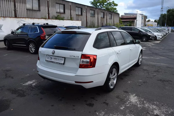 Škoda Octavia 1.5TSI 110kw CLEVER TAŽN NAVI - foto 9