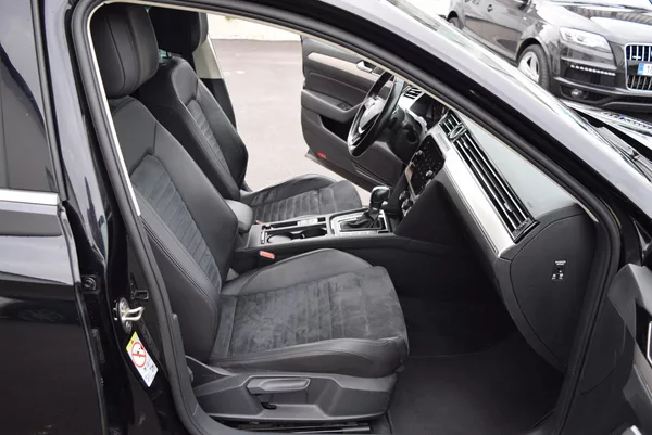 Volkswagen Passat 1.4TSI 110kw DSG HIGHLINE NAVI - foto 37
