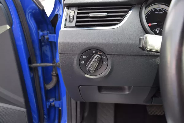 Škoda Octavia 2.0TDI 110kw DSG STYLE PAN TAŽ - foto 31