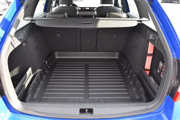 Škoda Octavia 2.0TDI 110kw DSG STYLE PAN TAŽ - foto 9