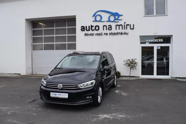 Volkswagen Touran 1.4TSI 110kw 7MÍST HIGHLIN TAŽ