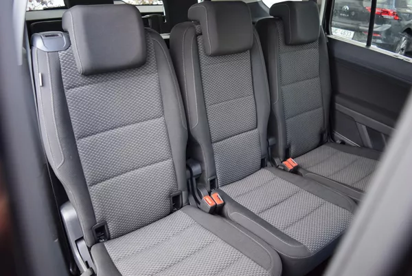 Volkswagen Touran 1.4TSI 110kw CLBMT 7MÍST TAŽN - foto 41