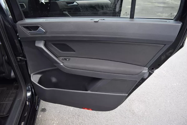 Volkswagen Touran 1.4TSI 110kw CLBMT 7MÍST TAŽN - foto 42