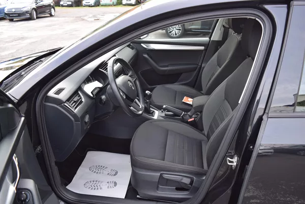 Škoda Octavia 1.4TSI 110kw AMBITION NAVI APP - foto 18