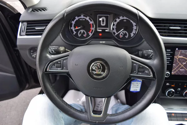 Škoda Octavia 1.4TSI 110kw AMBITION NAVI APP - foto 27