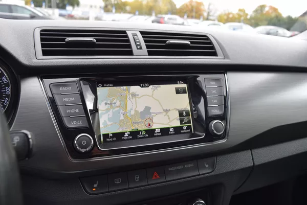 Škoda Fabia 1.2TSI 66kw ED. JOY TAŽNÉ APP - foto 25