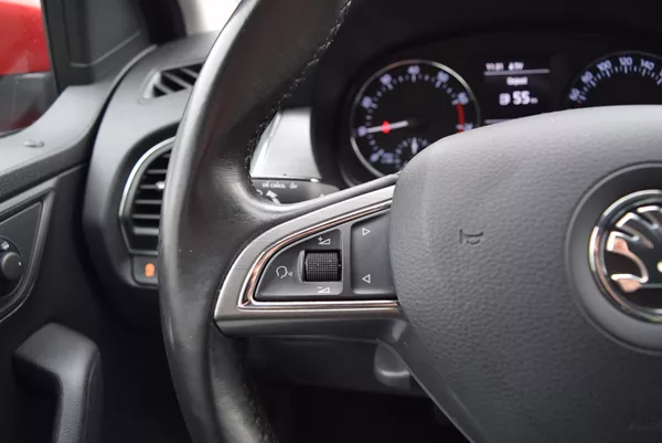 Škoda Fabia 1.2TSI 66kw ED. JOY TAŽNÉ APP - foto 30