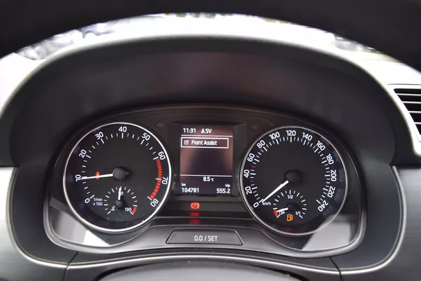 Škoda Fabia 1.2TSI 66kw ED. JOY TAŽNÉ APP - foto 31