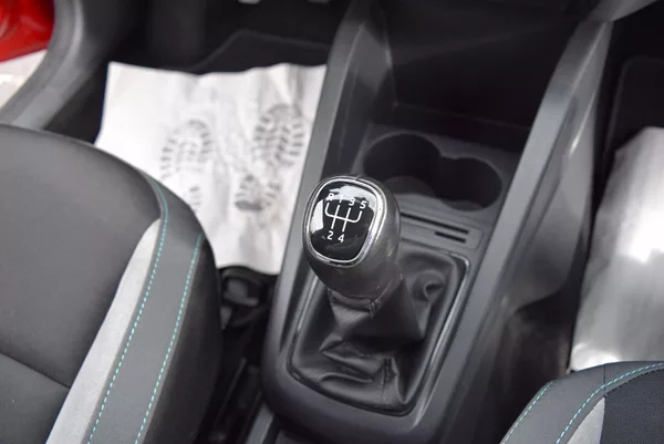 Škoda Fabia 1.2TSI 66kw ED. JOY TAŽNÉ APP - foto 36