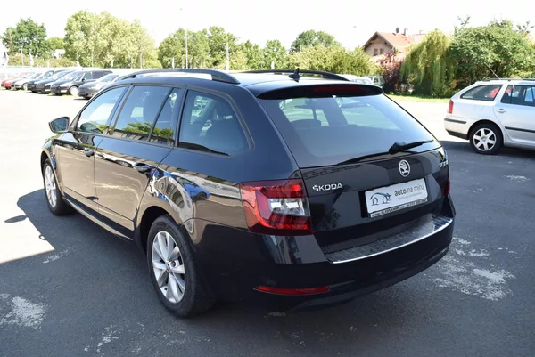 Škoda Octavia 2.0TDI 110kw AMBITION DSG TAŽ - foto 14