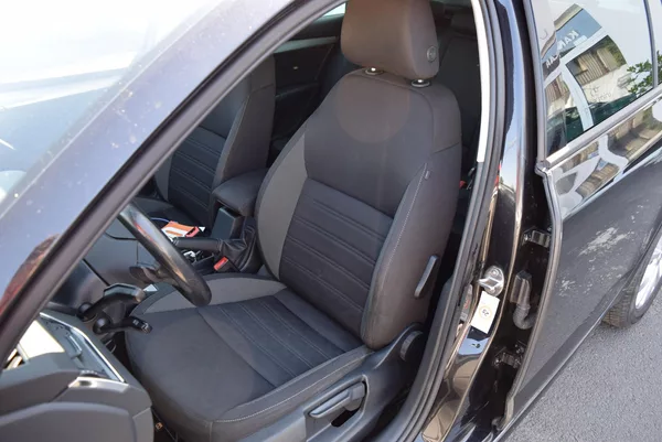 Škoda Octavia 2.0TDI 110kw AMBITION DSG TAŽ - foto 24