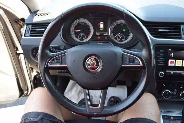 Škoda Octavia 2.0TDI 110kw AMBITION DSG TAŽ - foto 32