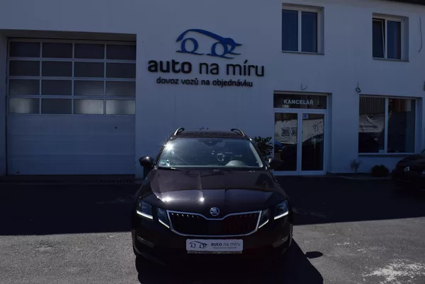 Škoda Octavia 2.0TDI 110kw AMBITION DSG TAŽ - foto 4