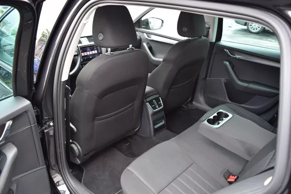 Škoda Octavia 1.5TSI 110kw DSG 7° STYLE LED - foto 17
