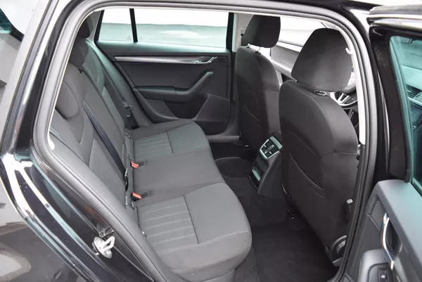 Škoda Octavia 1.5TSI 110kw DSG 7° STYLE LED - foto 40